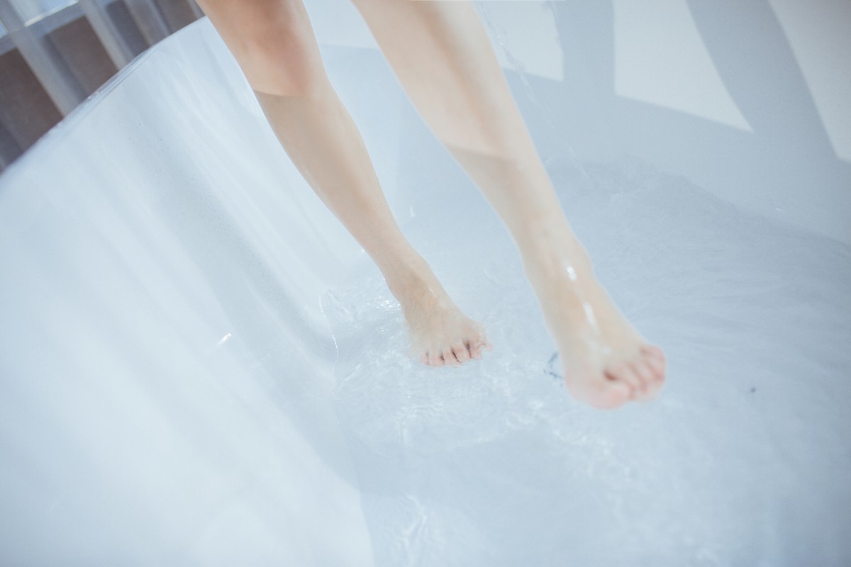 图片[1]-[Cosplay]过期米线线喵 – 浴缸 – COSPLAY-御萝部落