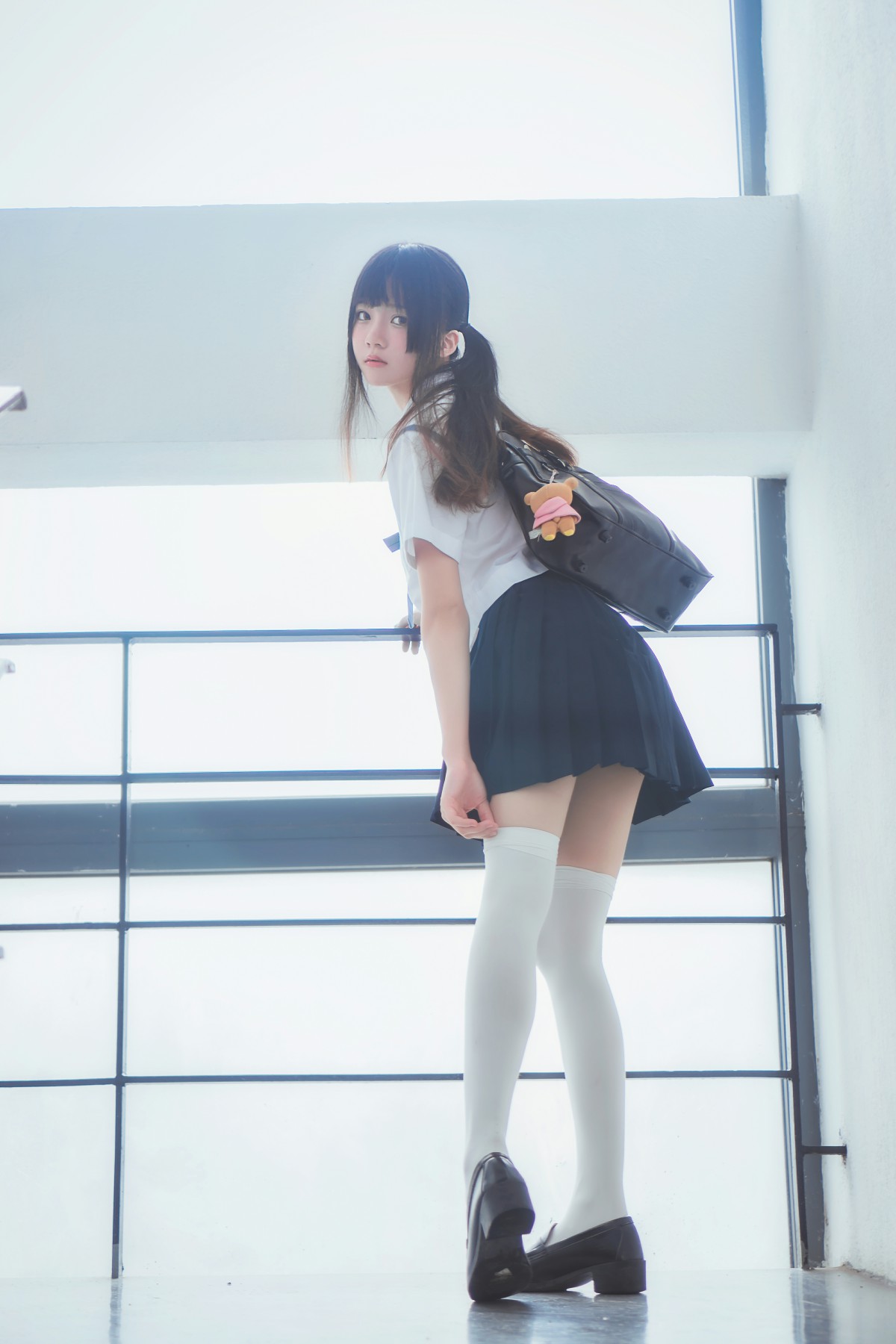 图片[1]-萝莉风COS 桜桃喵 – 蓝白水手服 – COSPLAY-御萝部落